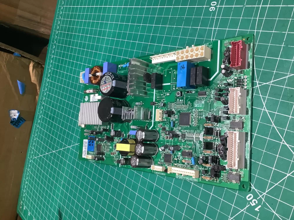 LG EBR81182705 Refrigerator Control Board AZ178925 | ARV135