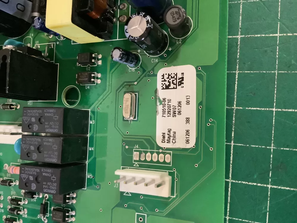 Whirlpool Kenmore Maytag 720961 00 Refrigerator Control Board AZ184833 | NR2692