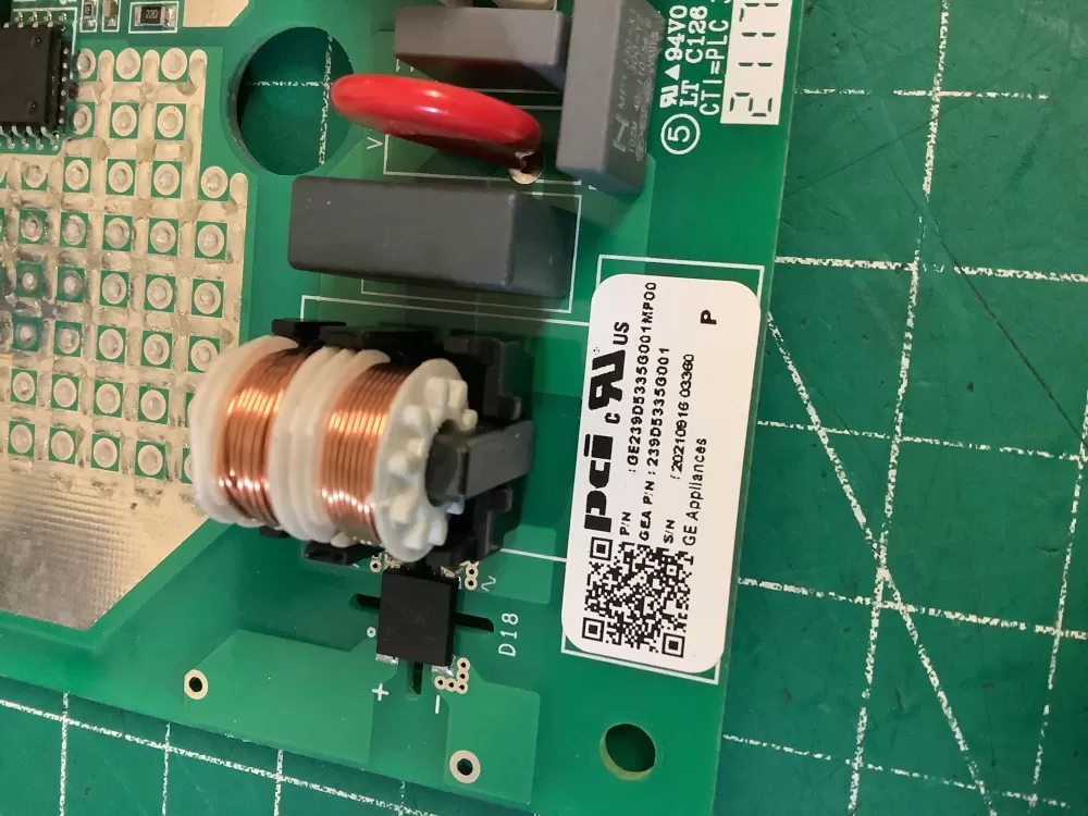 GE 239D5335G001 MB6075S Refrigerator Oem Control Board AZ225350 | NR326