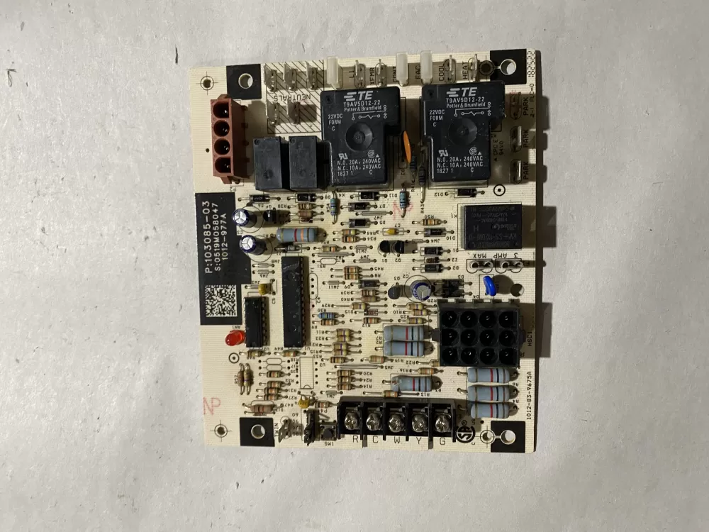 Lennox 1012-83-9675A Furnace Control Board Circuit