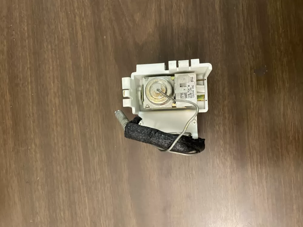 Whirlpool 17 61005651 Refrigerator Thermostat AZ86010 | BK861