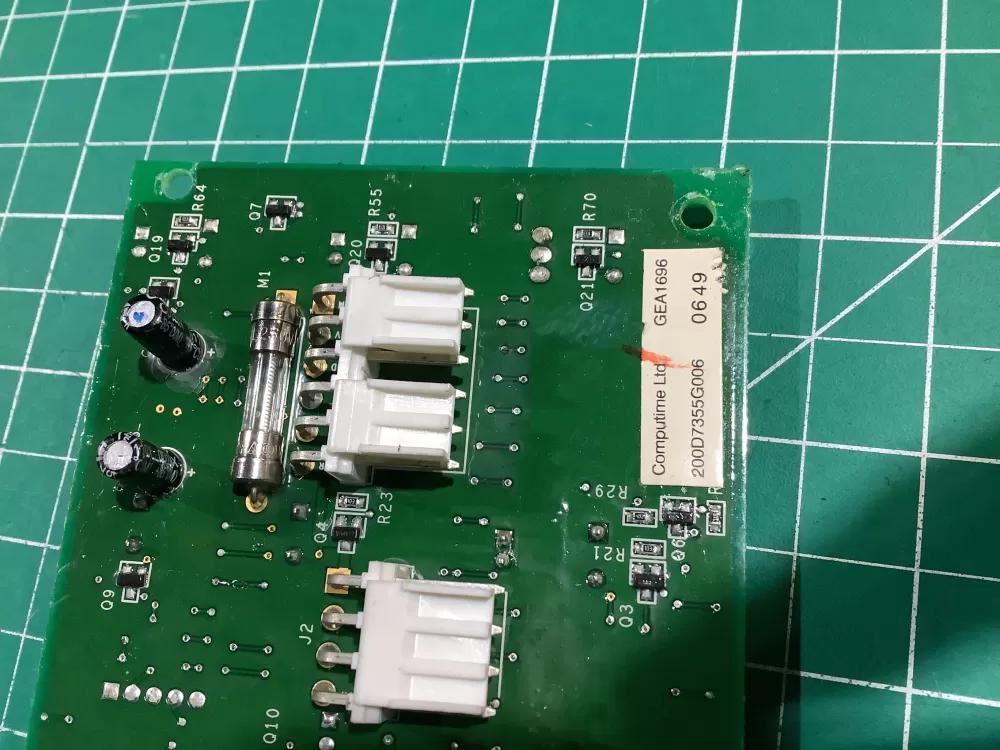 GE Hotpoint 200D7355G006 Refrigerator Control Board Dispenser  AZ146642 | NR2452