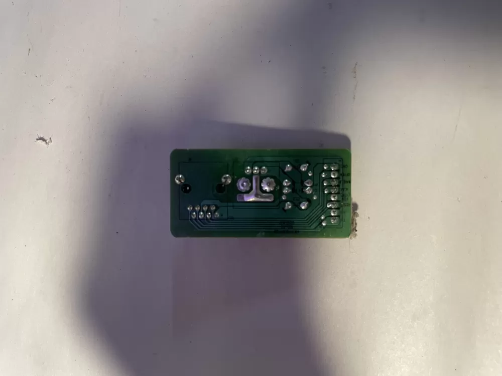 Whirlpool 110617 Refrigerator Control Board Thermostat AZ196128 | KM2593