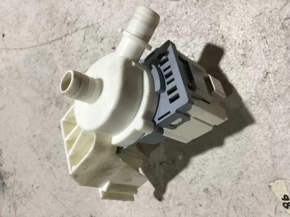 Electrolux 132115811 Washing Machine Drain Pump AZ89207 | Sl58