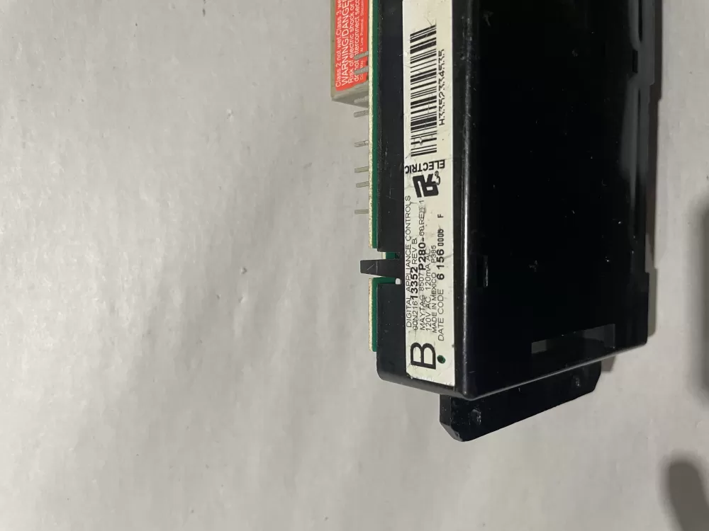 Maytag range oven control board AZ196524 | KM204