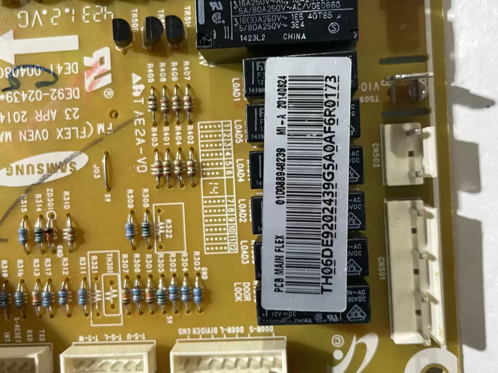Samsung DE92 02439G Range Oven Control Board Relay AZ186628 | Wm2645