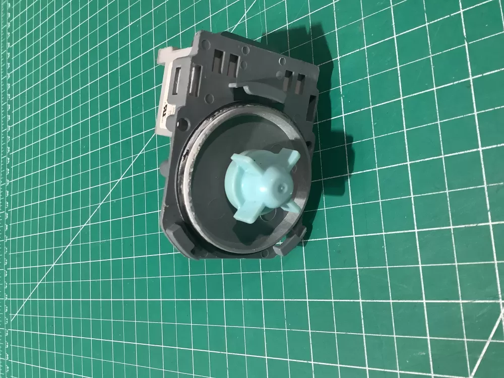 Samsung B20-3B Dishwasher Drain Pump Motor AZ188511 | SL166