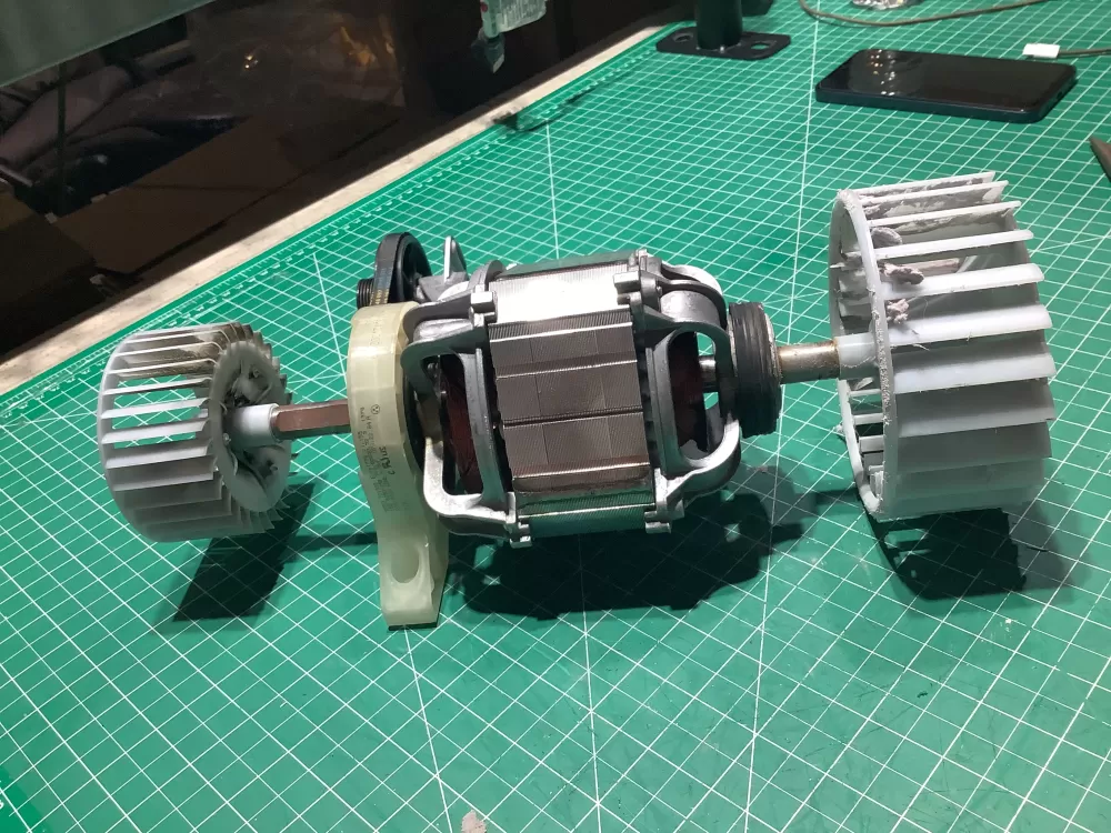 Bosch 9000701935 Washer Drive Motor AZ145847 | SL280