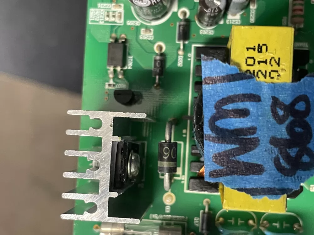 LG Kenmore EBR73304210 Refrigerator Control Board AZ19816 | WM868