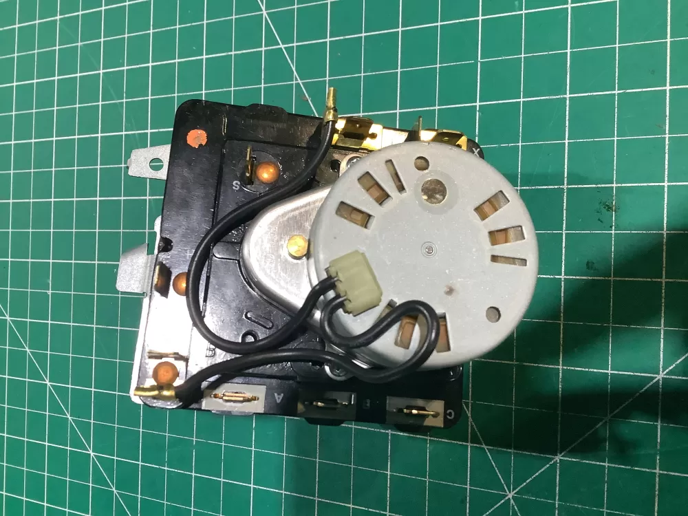 GE 212D1233P013 WE4M365 Dryer Timer AZ145640 | NR2439
