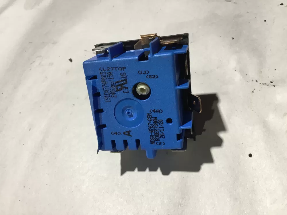 GE 191D4774P005 Oven Switch AZ100778 | Sl61