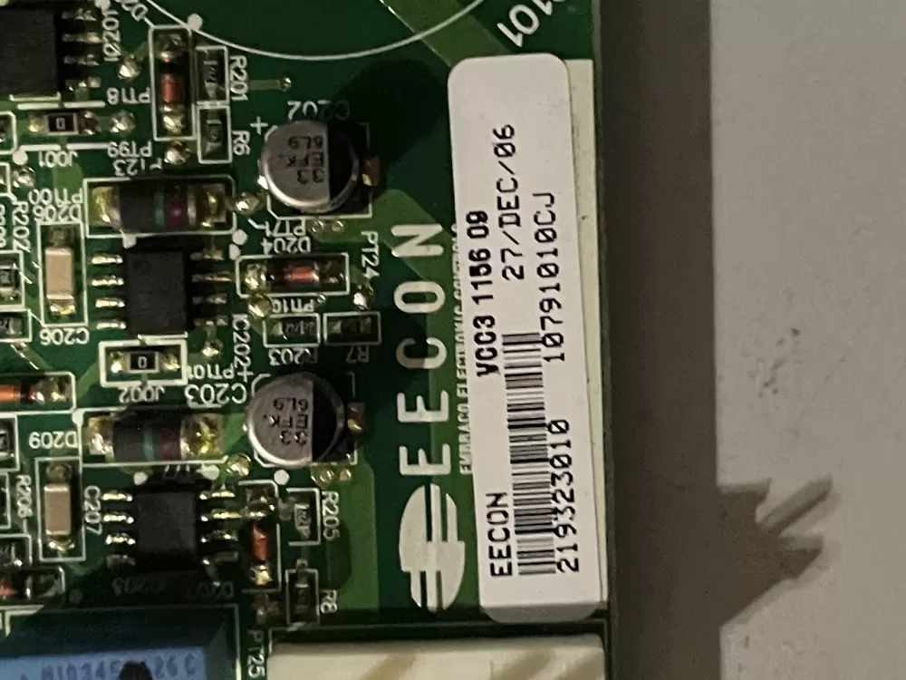 GE Refrigerator 219323010 Main Control Board AZ33046 | Wm341