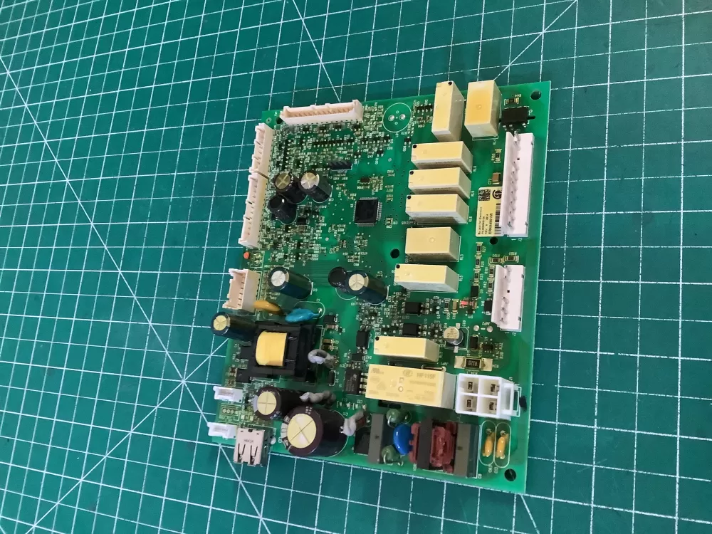 Frigidaire 5304522757  AP6976350  808069104  ER8E24TG07 Refrigerator Control Board