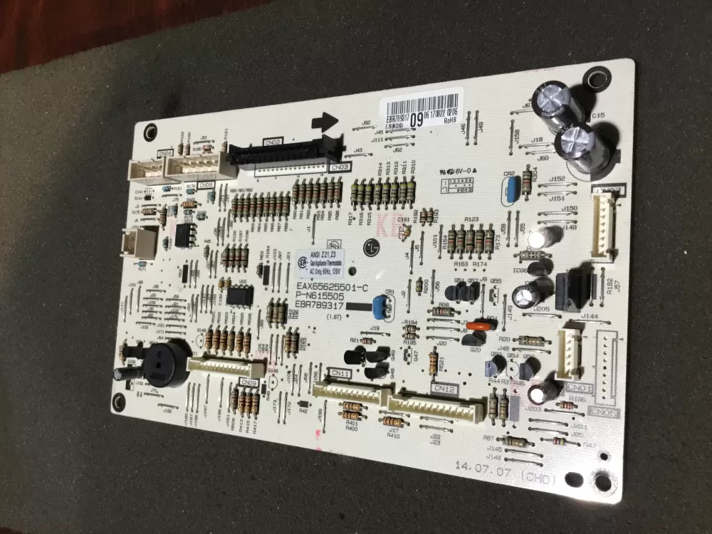 LG EBR78931709 Oven Control Board