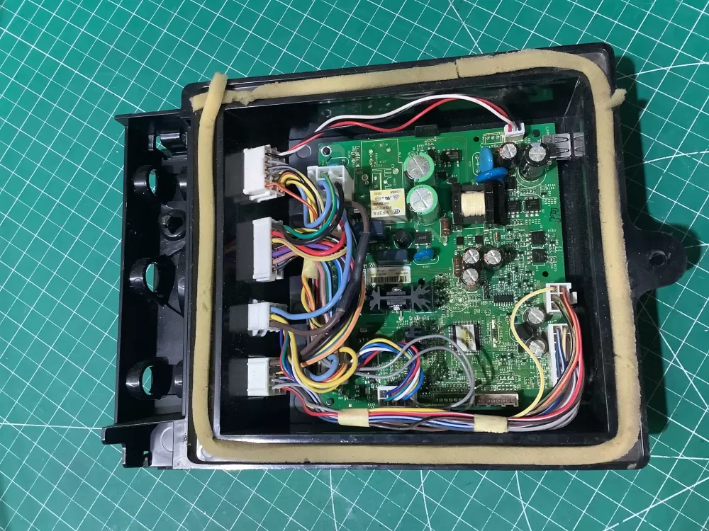 OEM Frigidaire Refrigerator 242115341 Control AZ191193 | ARV595