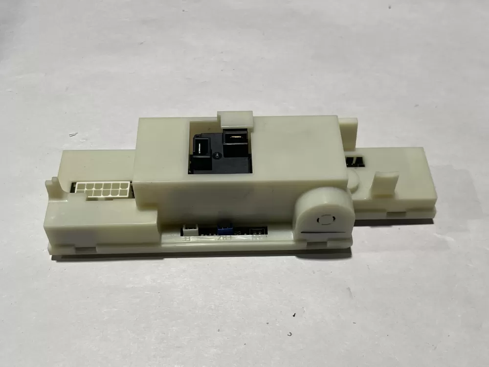 Frigidaire 241739704 Refrigerator Control Board AZ119422 | Wm2204