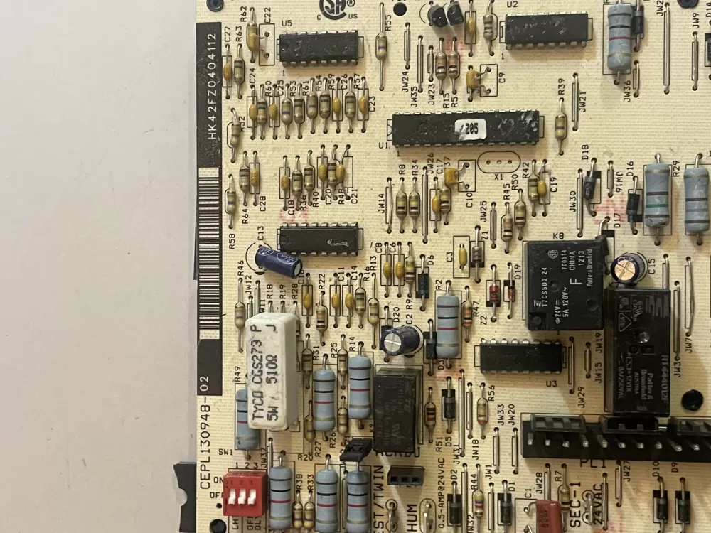 Carrier Hk42fz040 Cepl130948 02 Furnace Control Board AZ171463 | KM2587