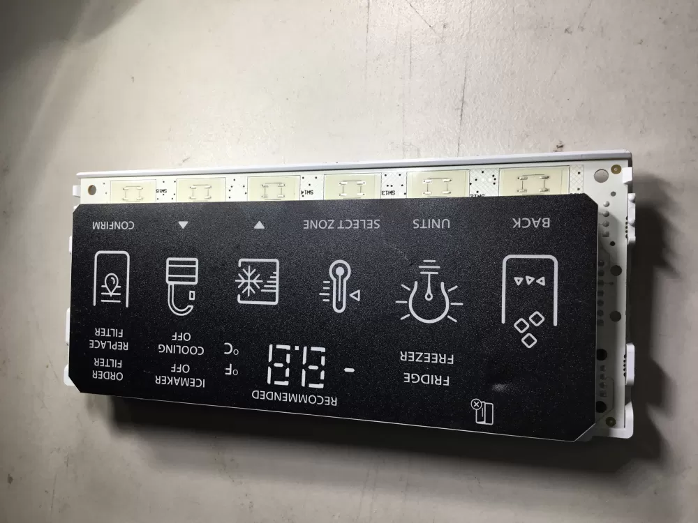 Whirlpool Amana W11106026 Refrigerator Control Board Interface AZ40305 | NR25