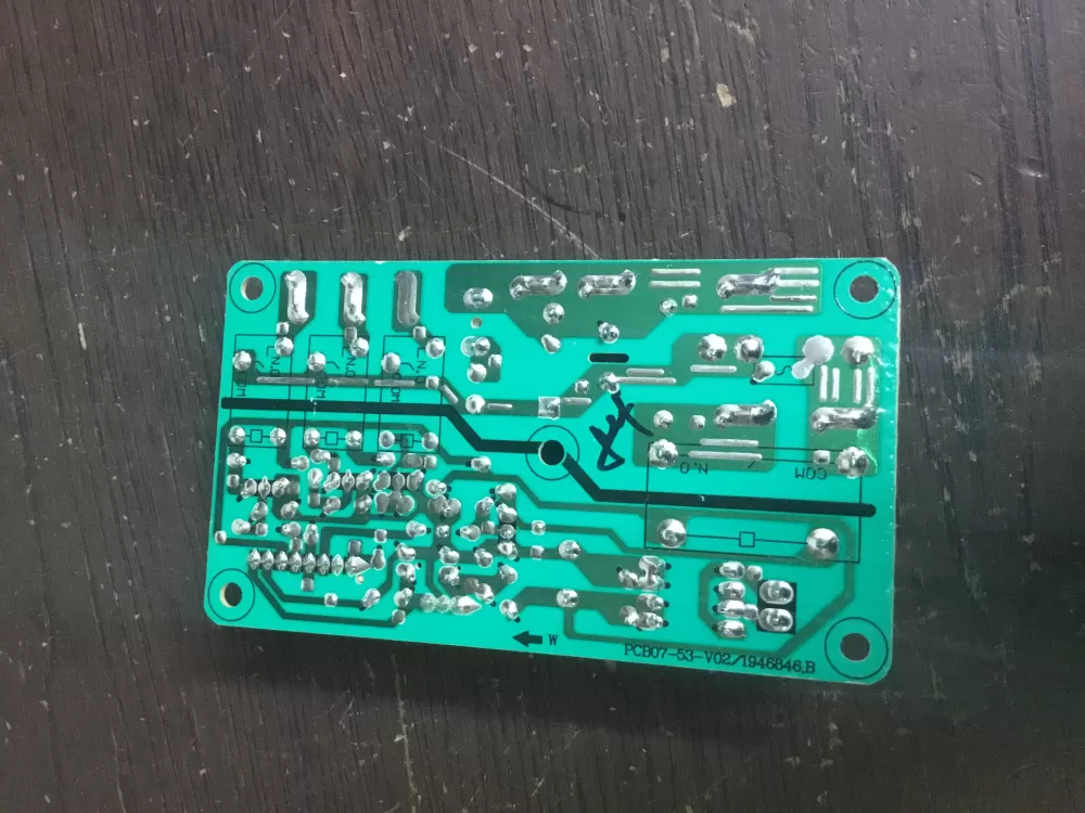  Hisense 1946846 Dehumidifier Relay Control Board AZ17294 | NR30