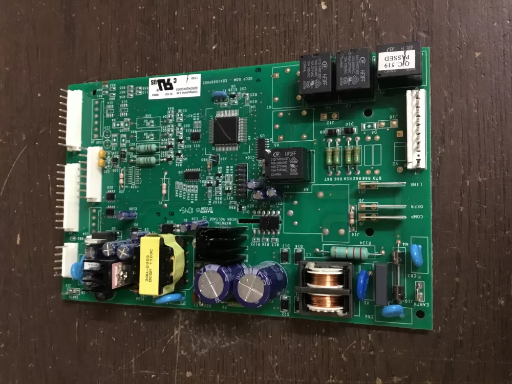 GE WR55X10968 EBX1069P005 225D4204G003 Refrigerator Control Board Main