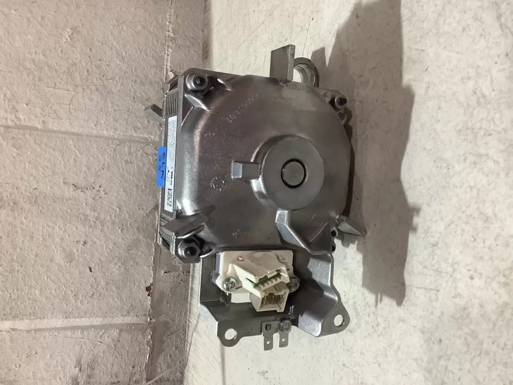 Bosch 00145836 8001015638 Washer Drive Motor AZ198863 | SL55