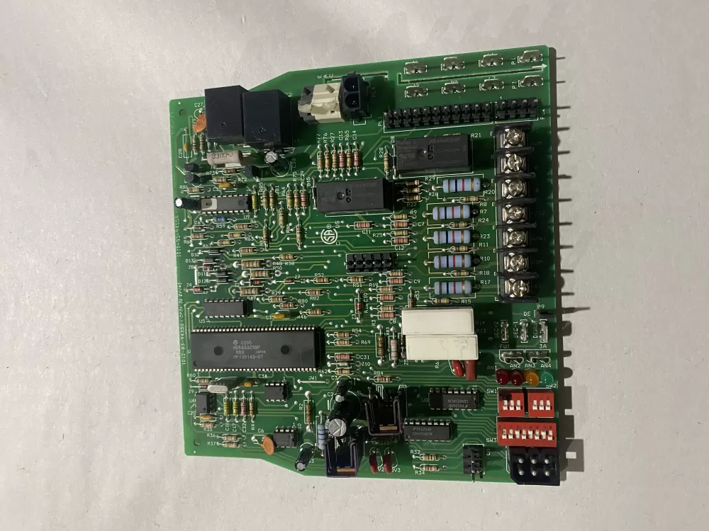 Carrier  Bryant  Rheem 1012-83-9435G Furnace Control Board Circuit