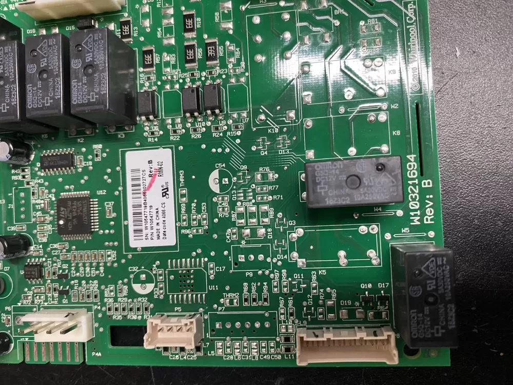 Whirlpool Maytag W10547719 Refrigerator Control Board AZ20266 | BK807