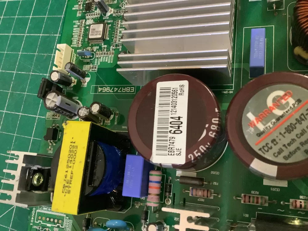 LG EBR74796404 Refrigerator Control Board AZ194785 | NR2090