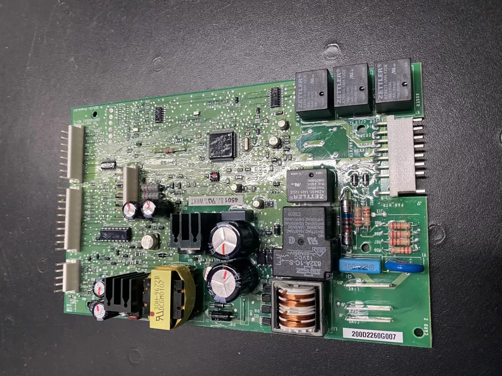 GE  Hotpoint 200D2260G007 EBX1005G01 Refrigerator Control Board