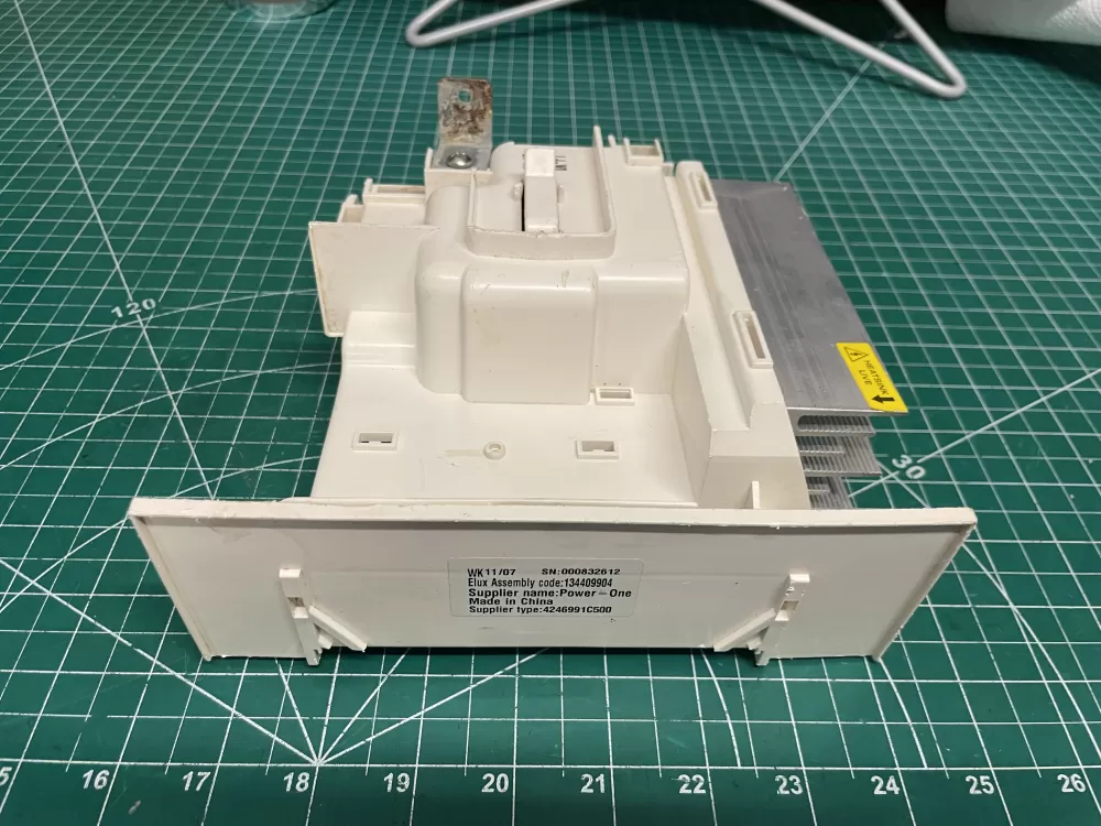 Frigidaire  Kenmore  Electrolux  White Westinghouse 5304504863  AP6025819  134409905  4452243  PS11758142  S134409904  S134409905  4246991  4246-99-100  01620880 Washer Control Board