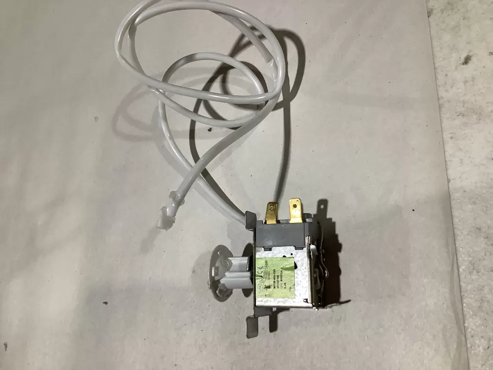 Frigidaire A07447101 Refrigerator Temp Control Thermostat AZ102989 | Sl92