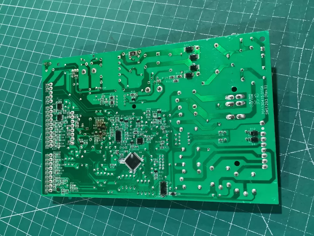 GE  Hotpoint WR55X11072C  AP7218867  WR55X11072  200D6221G030  WKKT 1304-03-00 Refrigerator Control Board