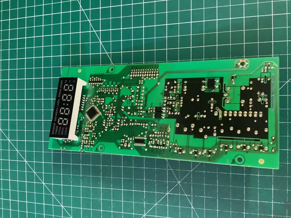 Frigidaire  5304533649  EMLAA9L-21-K  17170000034619  231020-2B  17170000025052  EMLAA9L-20-K Oven Control Board