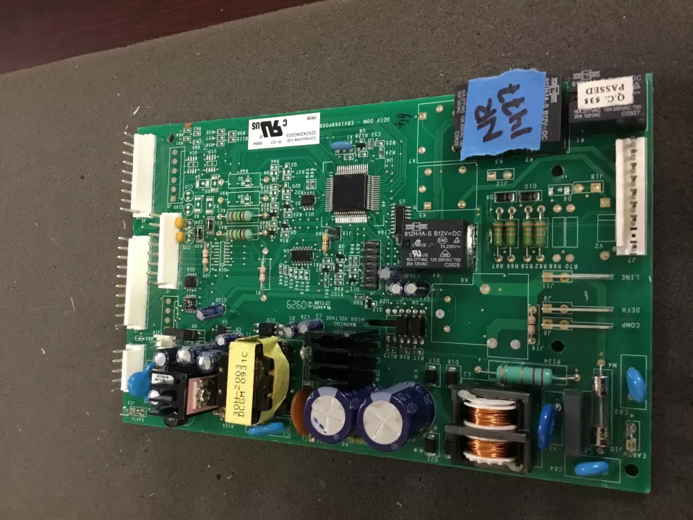 GE WR55X10968 225D4204G003 Refrigerator Main Control Board AZ81407 | NR1477