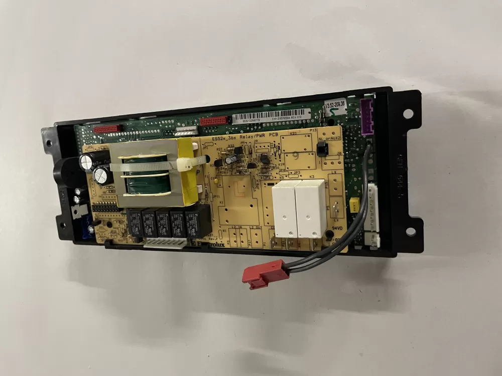 Frigidaire Oven Range Control Board * P# 316577092 316576530 AZ142846 | KM2396