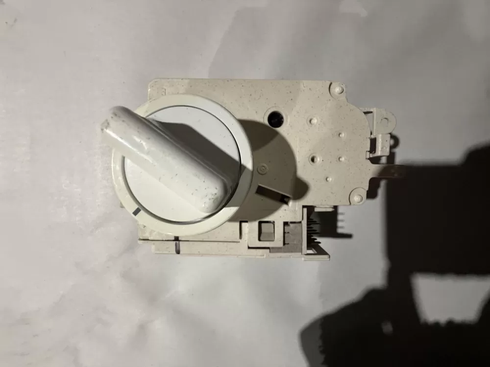 Frigidaire Westinghouse AP4392248 134883600 Washer Timer AZ213282 | KM468