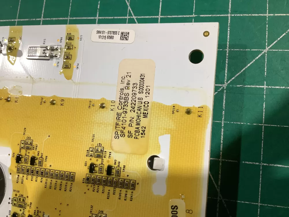 Electrolux 242209733 Refrigerator Display Control Board AZ156263 | NR102