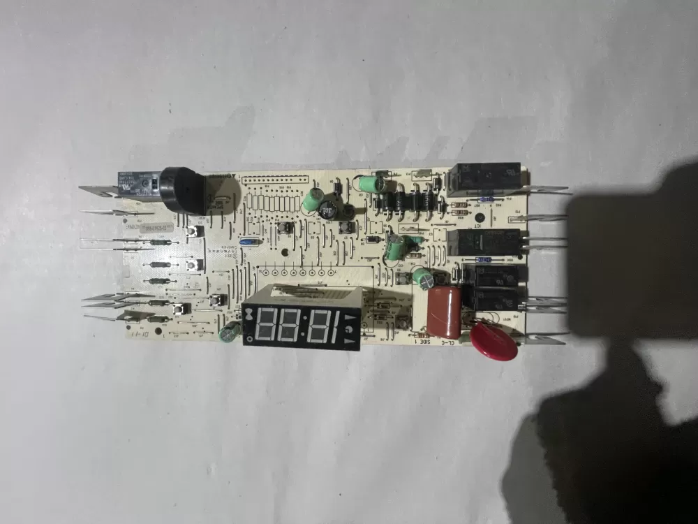 WHIRLPOOL OVEN RANGE CONTROL BOARD 098-01625-31 WD-8077 AZ196571 | KM272
