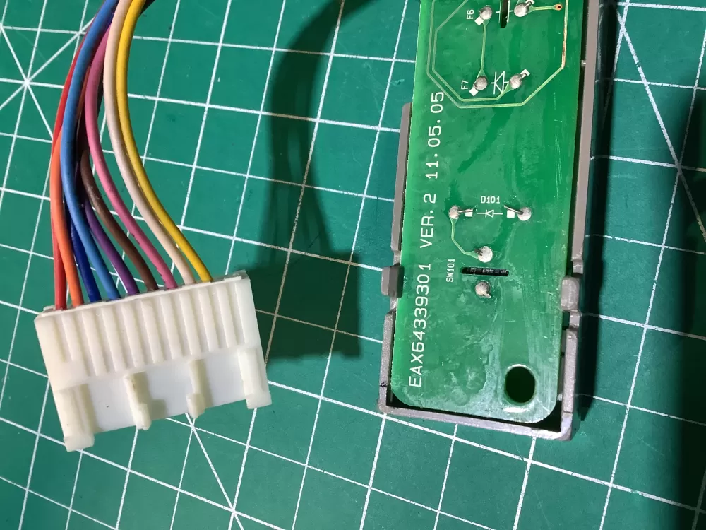 LG EAX64339301 Refrigerator Control board AZ136306 | NR2356