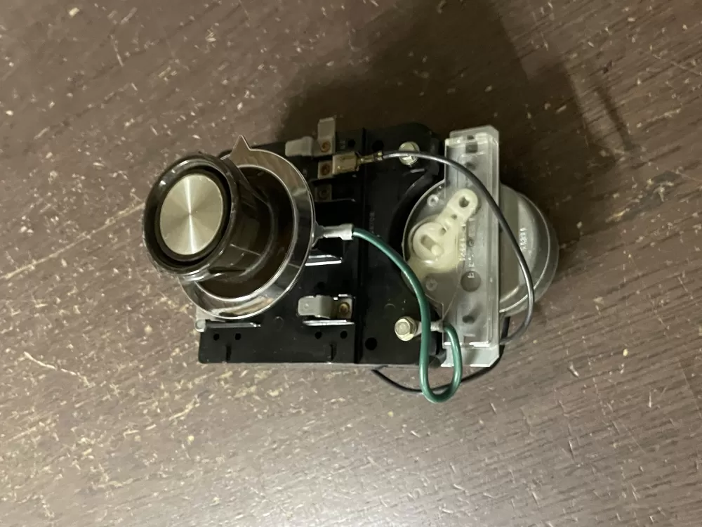 Whirlpool  Maytag WP206686  AP6005727  2-06686-1  206686  12300002  2-6238  2-6686  206238  4430814  PS11738786 Washer Timer