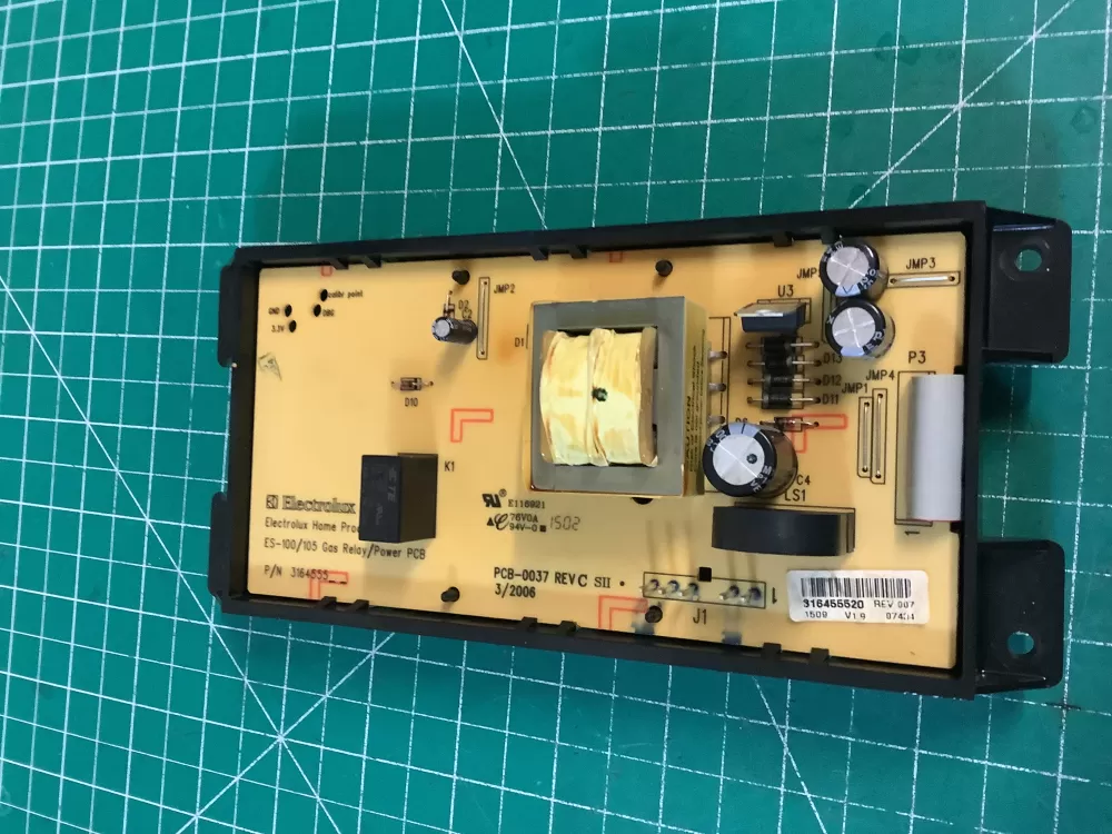 Kenmore 316455430 Oven Range Display Control Board AZ224394 | NR131