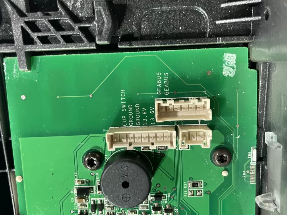 GE Refrigerator Control Board Dispenser GEABUS1 AZ143709 | Wm2415