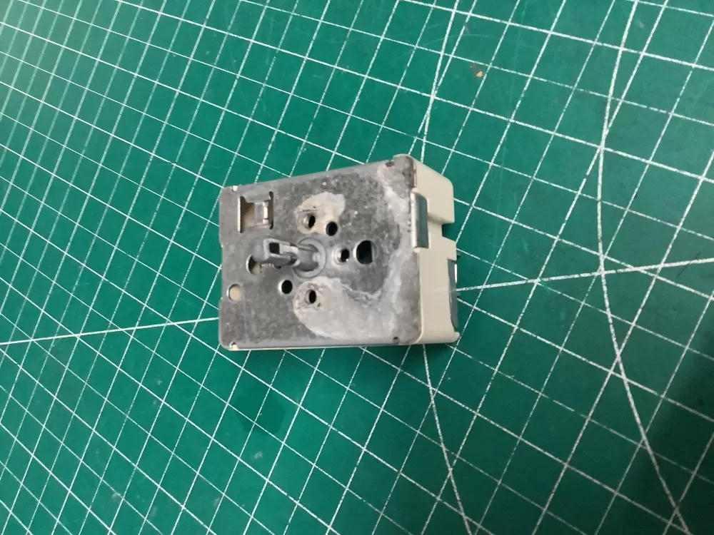 GE  Hotpoint  Kenmore  General Electric 164D1816P006 Range Switch