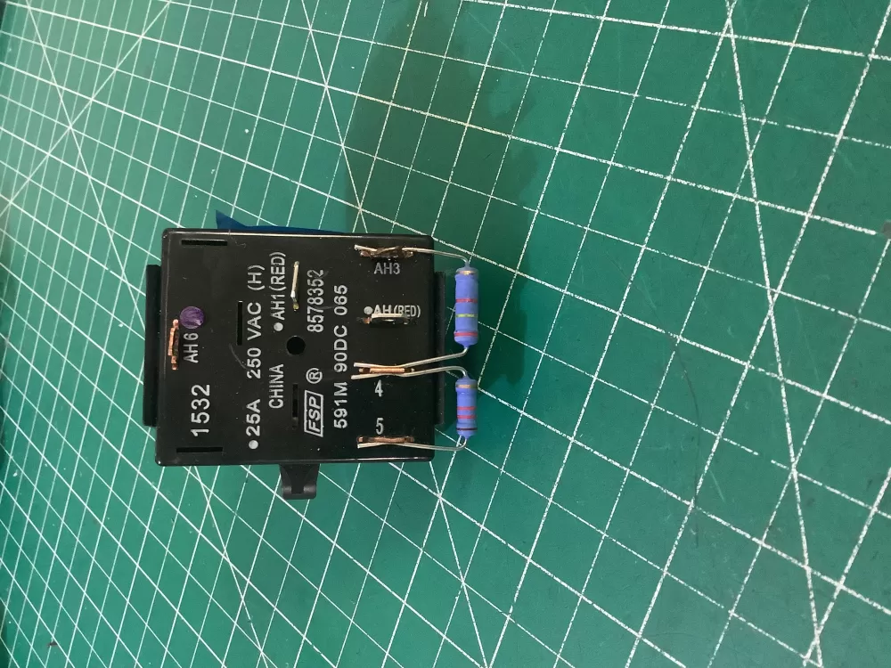 Maytag Whirlpool 8578352 Dryer Temperature Switch AZ199231 | SL160