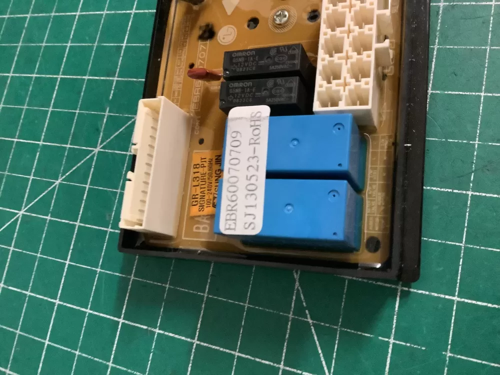 Kenmore LG EBR60070709 Refrigerator Control Board AZ176724 | NR2637