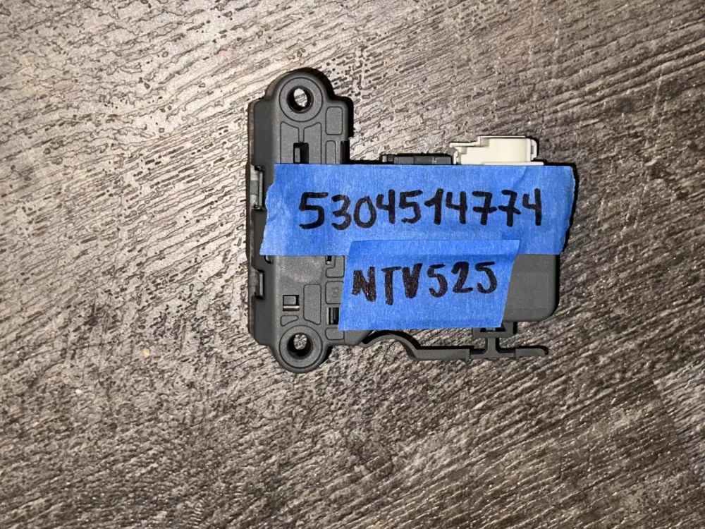 Electrolux Door Lock 5304514774 / AP6329665 AZ54081 | NTV525