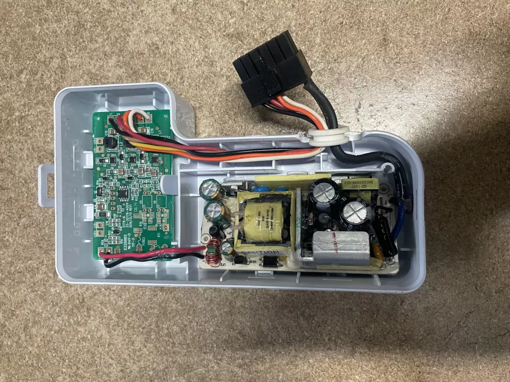 Kenmore  Whirlpool  Jenn-Air  KitchenAid W11038857  AP6039992  W10292715  W10356137  WPW10292715  WPW10356137  4461798  PS11773197  W10724241 Refrigerator Inverter Control Board