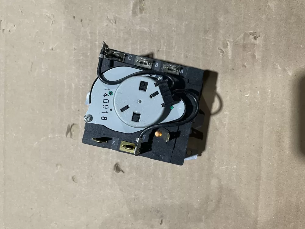 Hotpoint General Electric WE4M364 WE4M533 PS8690648 Dryer Timer AZ77608 | KM1588