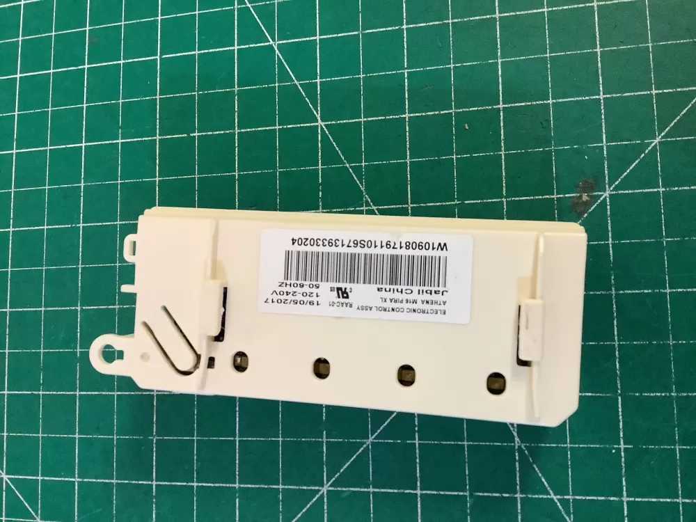 Whirlpool Maytag W10908179 Refrigerator Control Board AZ199950 | NR2755