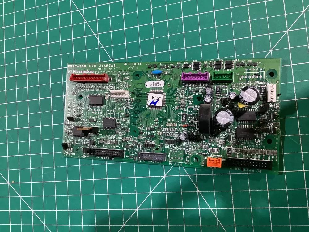 Electrolux 316516610 316576410 PD00037846 7316516610 7316576410 Range Control Board